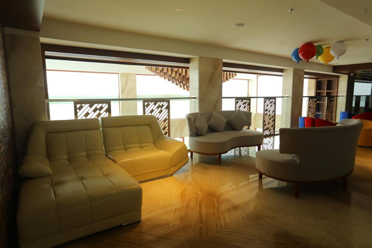 Coral Isle Hotel Kochi Kültér fotó