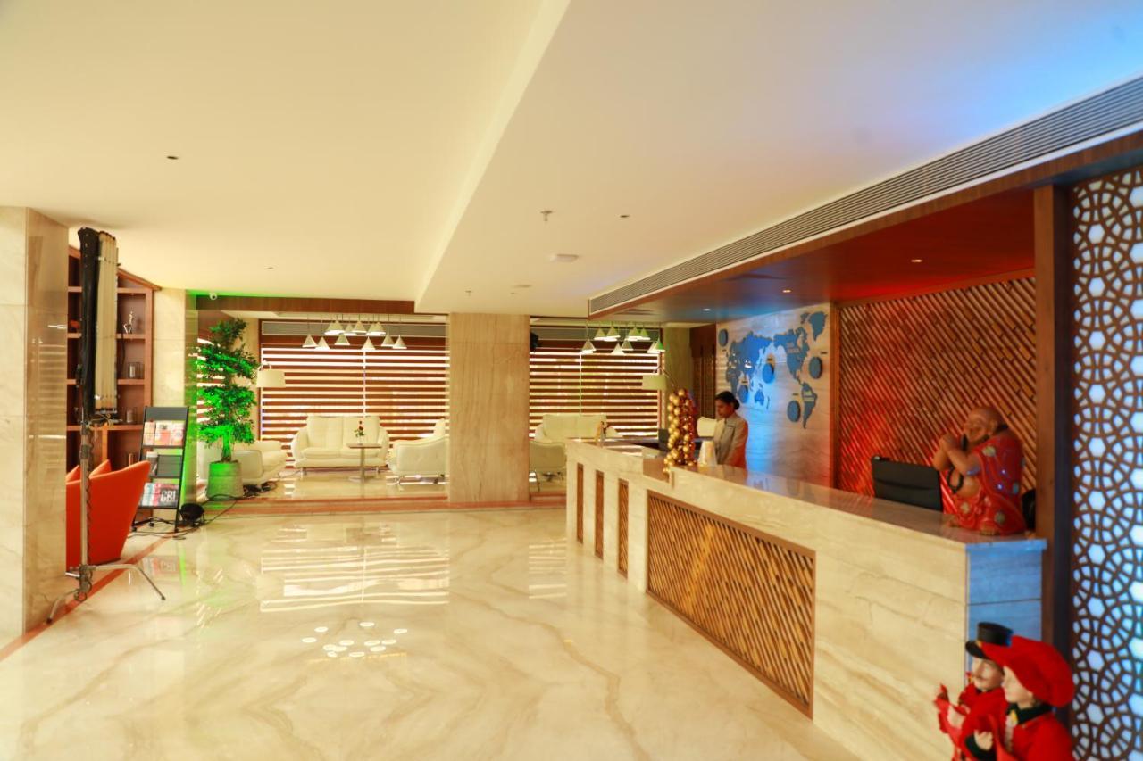 Coral Isle Hotel Kochi Kültér fotó